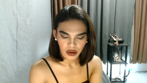 neomi online show from 05-13-26, 04:59