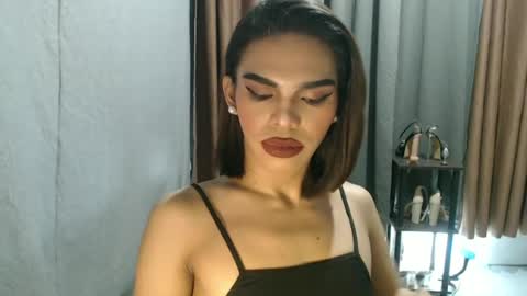 neomi online show from 06-12-26, 06:29