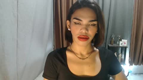 neomi online show from 07-17-26, 07:41