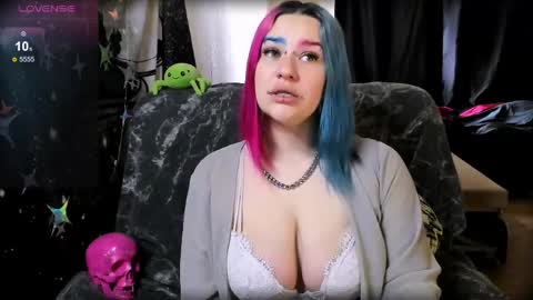Snapshot of neon_baddie chatting on 05-15-26, 08:43 Ada online show from 05-15-26, 08:43