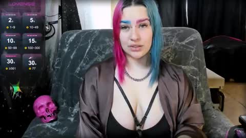 Snapshot of neon_baddie chatting on 05-17-26, 09:06 Ada online show from 05-17-26, 09:06