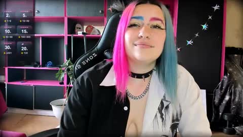Snapshot of neon_baddie chatting on 06-03-26, 02:33 Ada online show from 06-03-26, 02:33