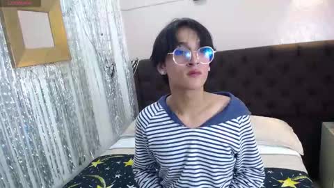 NeonAdonis online show from 10-20-25, 12:27