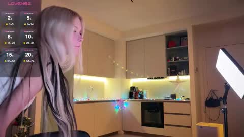 maeve  online show from 12-13-25, 09:31