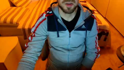 Snapshot of nerchia_89 chatting on 05-15-26, 04:47 Nerchia89 online show from 05-15-26, 04:47