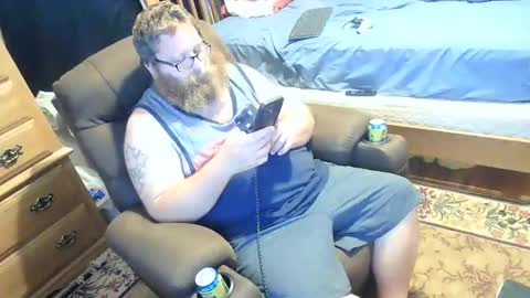 Snapshot of nerdychub4fun chatting on 05-10-26, 01:22 nerdychub4fun online show from 05-10-26, 01:22