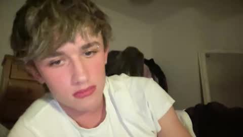 Snapshot of nerdytwink18 chatting on 02-12-26, 10:05 nerdytwink18 online show from 02-12-26, 10:05