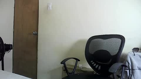 Snapshot of nerek_master chatting on 03-08-25, 08:44 nerek master online show from 03-08-25, 08:44