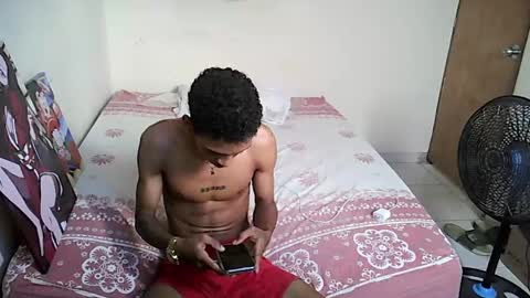 Snapshot of nerek_master chatting on 03-10-25, 10:13 nerek master online show from 03-10-25, 10:13