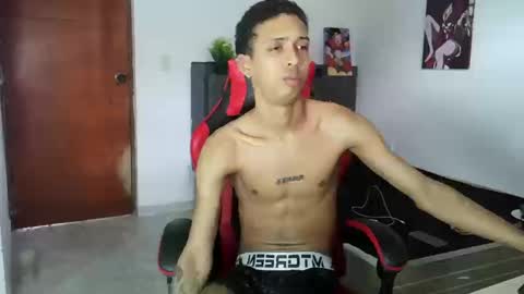 Snapshot of nerek_master chatting on 09-18-25, 01:35 nerek master online show from 09-18-25, 01:35