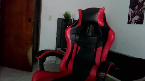 Snapshot of nerek_master chatting on 09-26-25, 10:41 nerek master online show from 09-26-25, 10:41