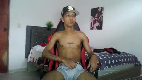 Snapshot of nerek_master chatting on 10-04-25, 04:27 nerek master online show from 10-04-25, 04:27