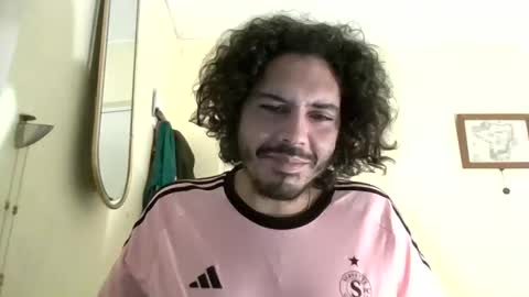 Snapshot of nesptunes85 chatting on 12-22-25, 09:45 Michael online show from 12-22-25, 09:45