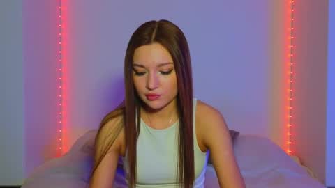 Nessa online show from 01-19-25, 09:13