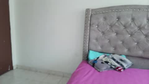 Snapshot of nesuko_kamado chatting on 09-13-25, 02:39 nesuko_kamado online show from 09-13-25, 02:39