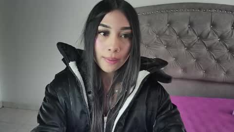 Snapshot of nesuko_kamado chatting on 10-06-25, 04:37 nesuko_kamado online show from 10-06-25, 04:37
