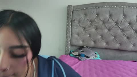 Snapshot of nesuko_kamado chatting on 10-09-25, 04:27 nesuko_kamado online show from 10-09-25, 04:27
