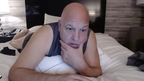 nethggoes85 online show from 12-18-25, 03:56