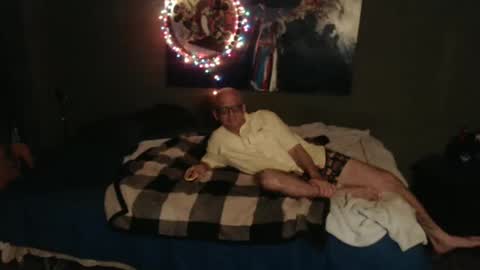 Nettie D Monroe online show from 11-20-25, 02:34