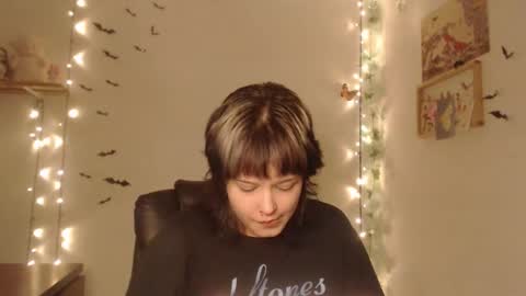 Mar online show from 10-26-25, 07:36