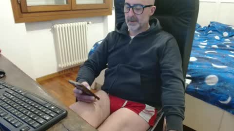 simi online show from 03-22-26, 07:28