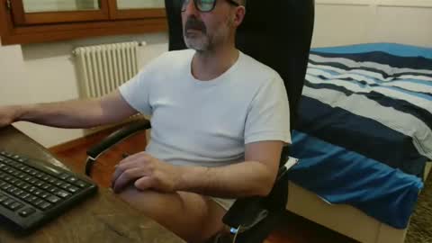 simi online show from 04-10-26, 06:56