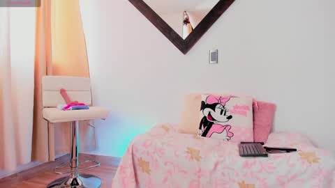 ximena online show from 01-25-25, 09:04