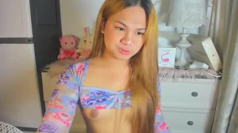 Snapshot of newbitch_intown69 chatting on 11-25-25, 03:50 Jane online show from 11-25-25, 03:50