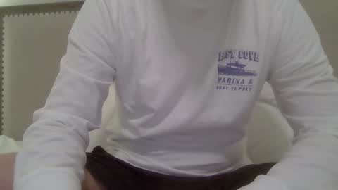 Snapshot of newduser06 chatting on 12-18-25, 02:50 newduser06 online show from 12-18-25, 02:50