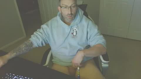 Snapshot of newevo chatting on 02-06-26, 02:20 newevo online show from 02-06-26, 02:20