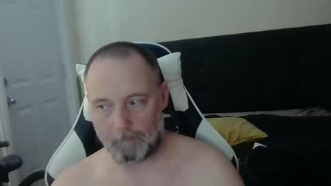 Snapshot of newvvorld chatting on 12-02-24, 06:43 NewWorld online show from 12-02-24, 06:43