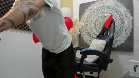 Yeison online show from 02-15-26, 08:16