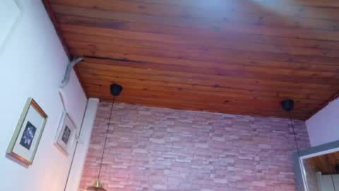 nextdoor_fantasy online show from 04-21-26, 03:24