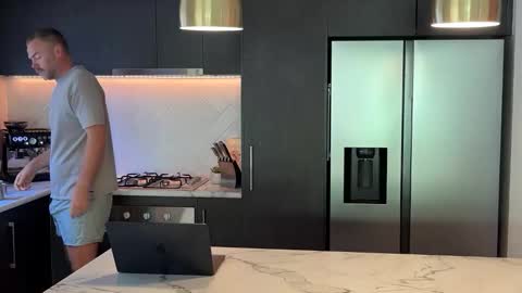 Snapshot of nextdoorcock chatting on 02-09-25, 11:46 Guy online show from 02-09-25, 11:46