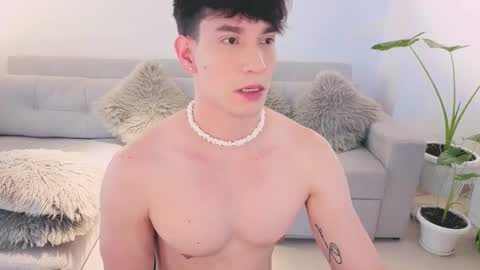 Snapshot of neythan__blaze chatting on 09-18-25, 06:43   online show from 09-18-25, 06:43