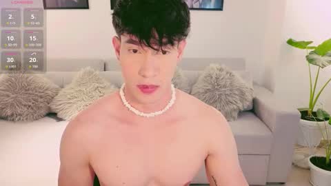 Snapshot of neythan__blaze chatting on 10-27-25, 10:14   online show from 10-27-25, 10:14