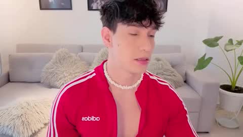   online show from 03-23-26, 05:28