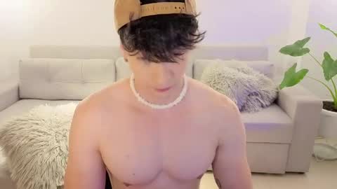 Snapshot of neythan__blaze chatting on 04-26-26, 01:58 online show from 04-26-26, 01:58