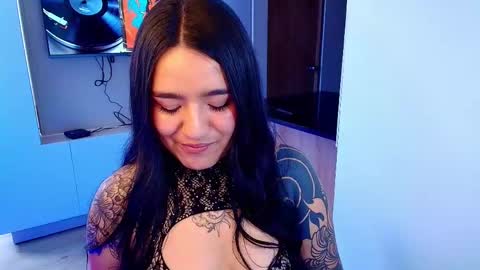 Snapshot of neytiri_san chatting on 04-30-26, 05:52 Valery Gonzales online show from 04-30-26, 05:52