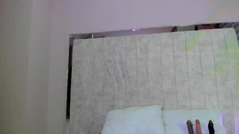 Snapshot of nezuko_16 chatting on 09-28-25, 04:18 nezuko 16 online show from 09-28-25, 04:18