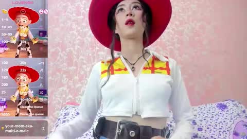 Snapshot of nezuko_mitsuri chatting on 10-28-25, 04:20 NEZUKO MITSURI online show from 10-28-25, 04:20