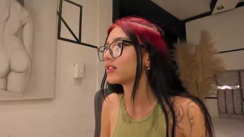 nezukoo_1 online show from 05-27-26, 01:57