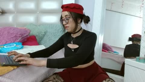 nezzukoo online show from 04-10-26, 07:18