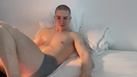 Snapshot of nfeibk chatting on 02-06-26, 01:58 Adrian Von Ziegler online show from 02-06-26, 01:58