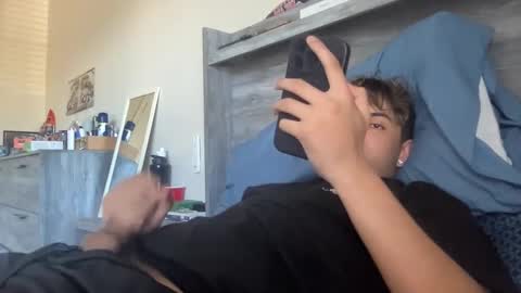 Snapshot of ngs04 chatting on 03-05-25, 10:21 ngs04 online show from 03-05-25, 10:21