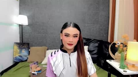 hottie nicole online show from 09-17-25, 11:17