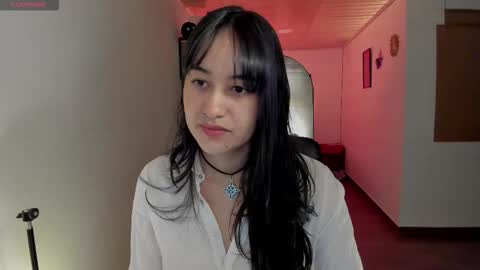 Snapshot of nia_blaze chatting on 03-13-26, 02:23 Nia online show from 03-13-26, 02:23