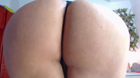 Snapshot of niabussethxxx chatting on 02-27-25, 05:45 niabussethxxx online show from 02-27-25, 05:45