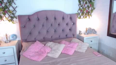 Snapshot of niabussethxxx chatting on 11-29-25, 09:34 niabussethxxx online show from 11-29-25, 09:34