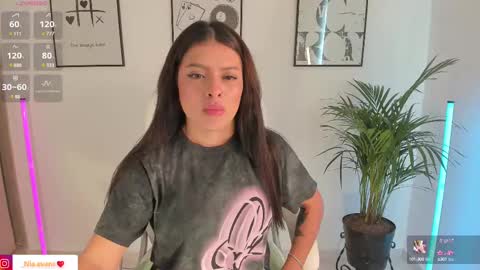 Nia online show from 03-12-25, 09:03